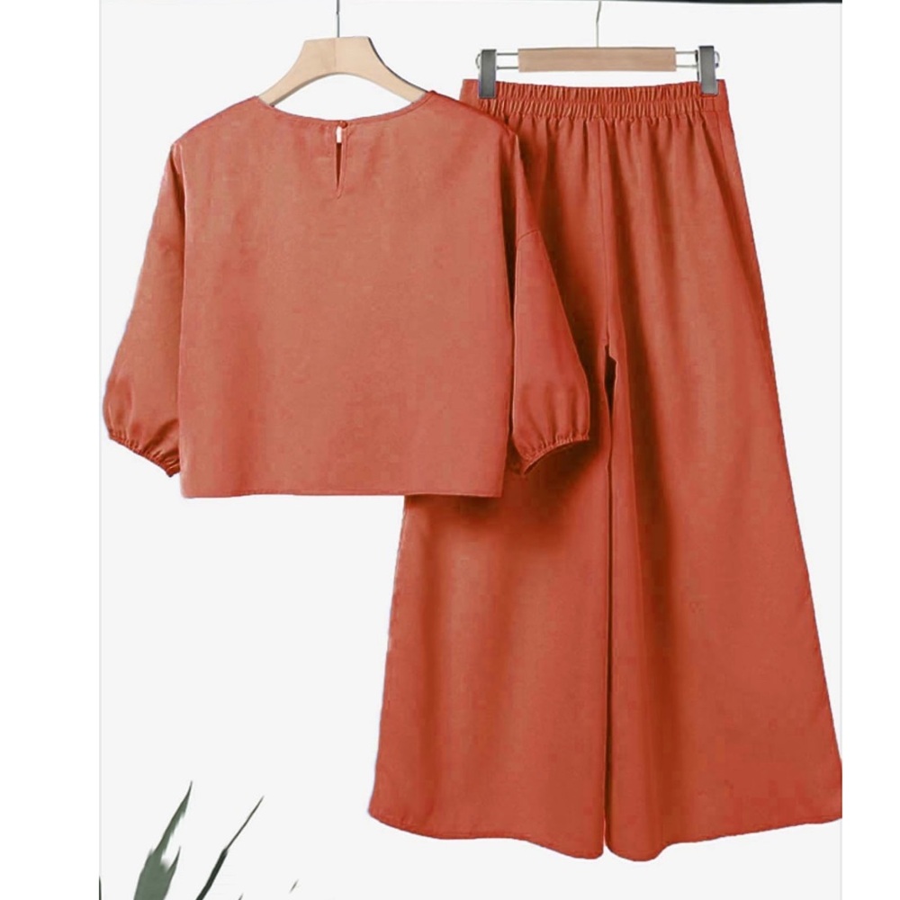 Vibrant Orange color 2 pieces top and bottom.